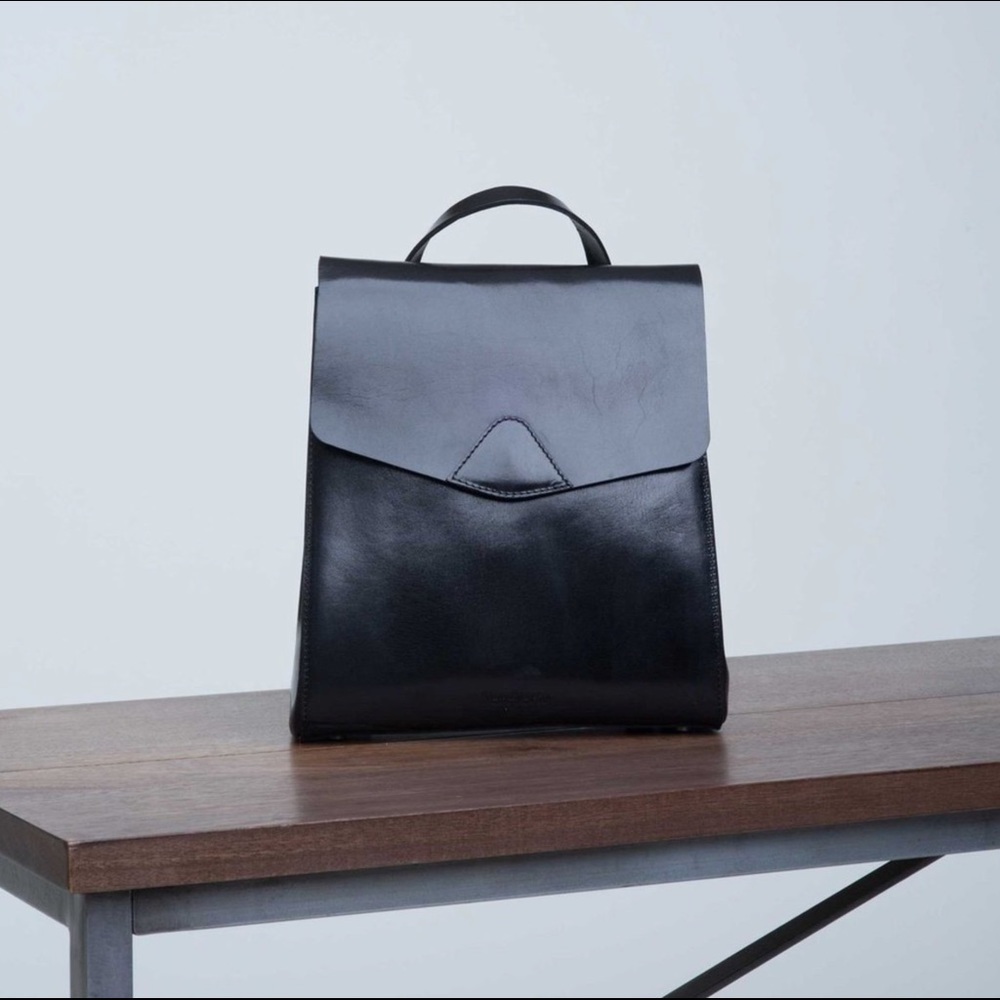 VereVerto Mini Macta Convertible Leather Backpack